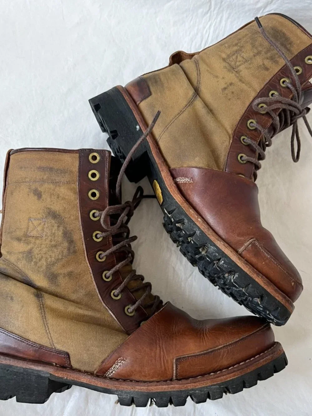 Timberland Boot Company Tackhead leather brown lace up mens 8 combat lug soles